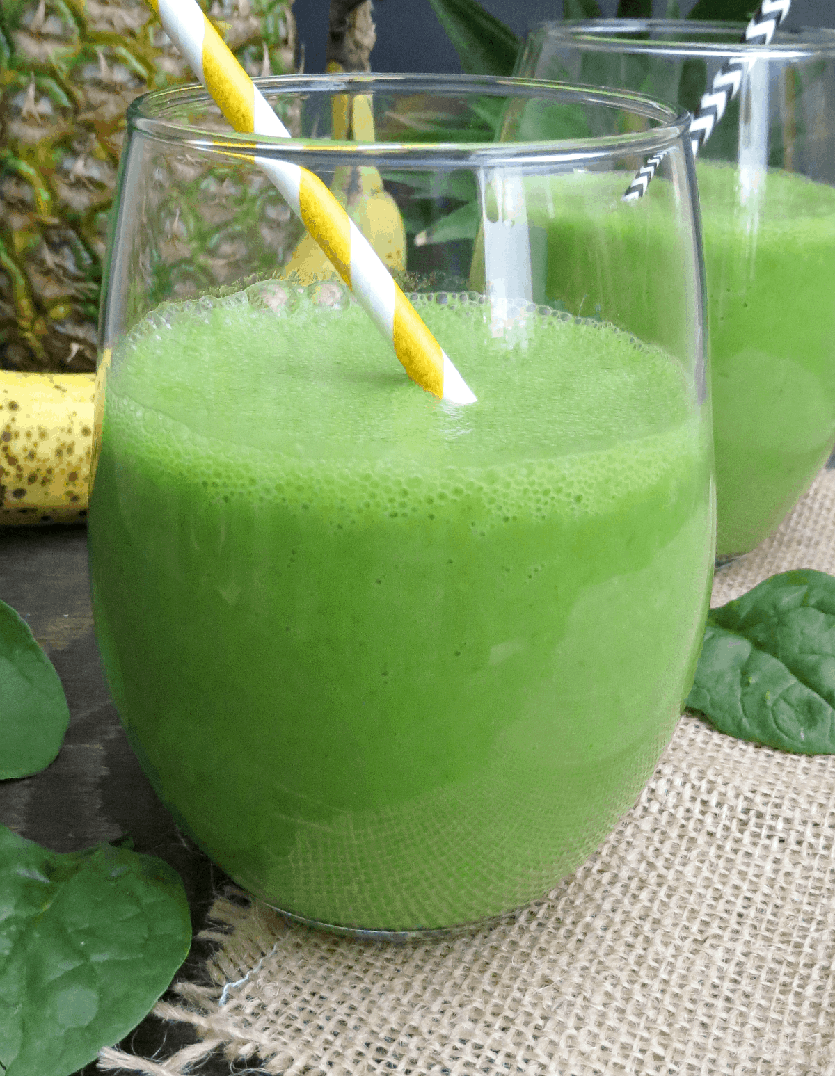 pineapple green smoothie